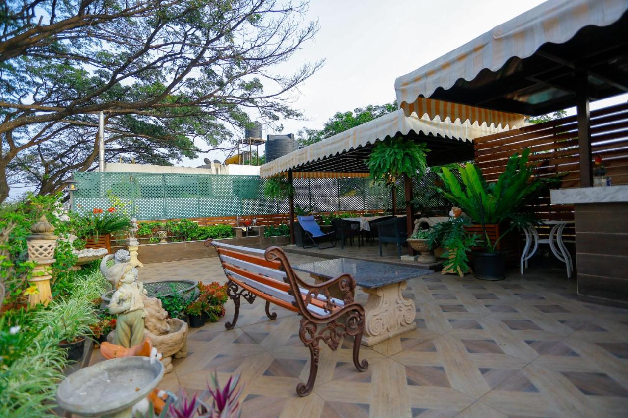 Terrace Gardens Bed & Breakfast Bangalore Dış mekan fotoğraf